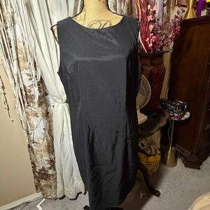 Alyx Classic Black Midi Dress